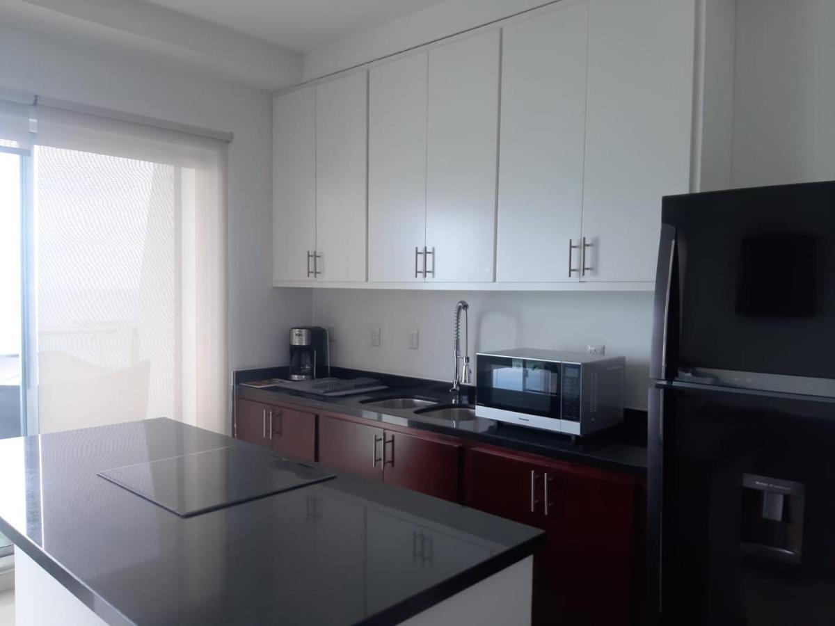 ماساتلان Hermoso Y Moderno Departamento Frente Al Malecon Con Preciosa Vista Al Mar المظهر الخارجي الصورة